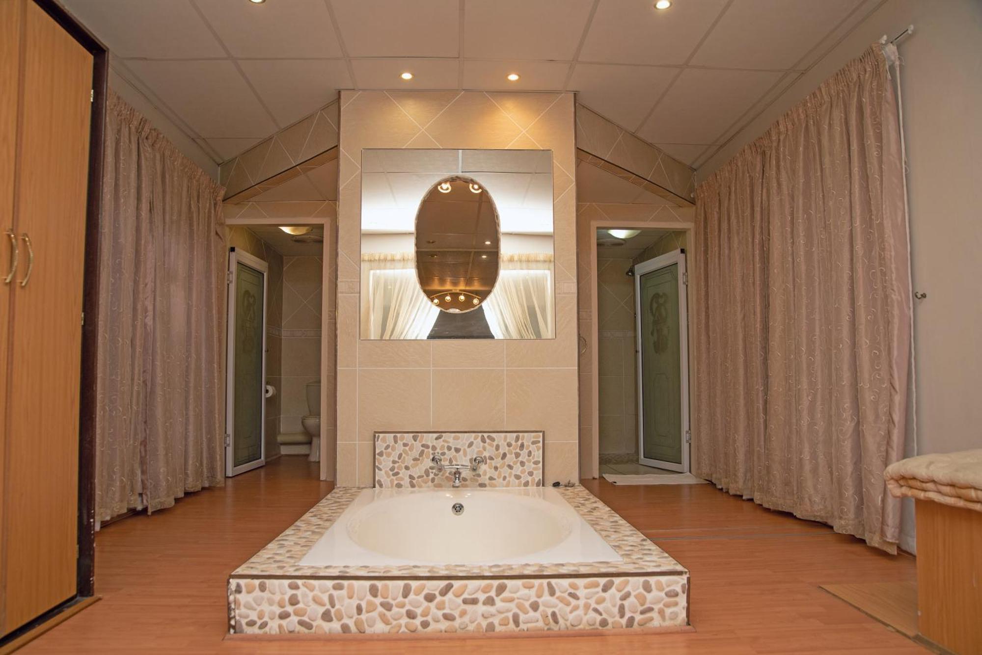 Gold Guest & Conference Bed & Breakfast Велком Екстериор снимка