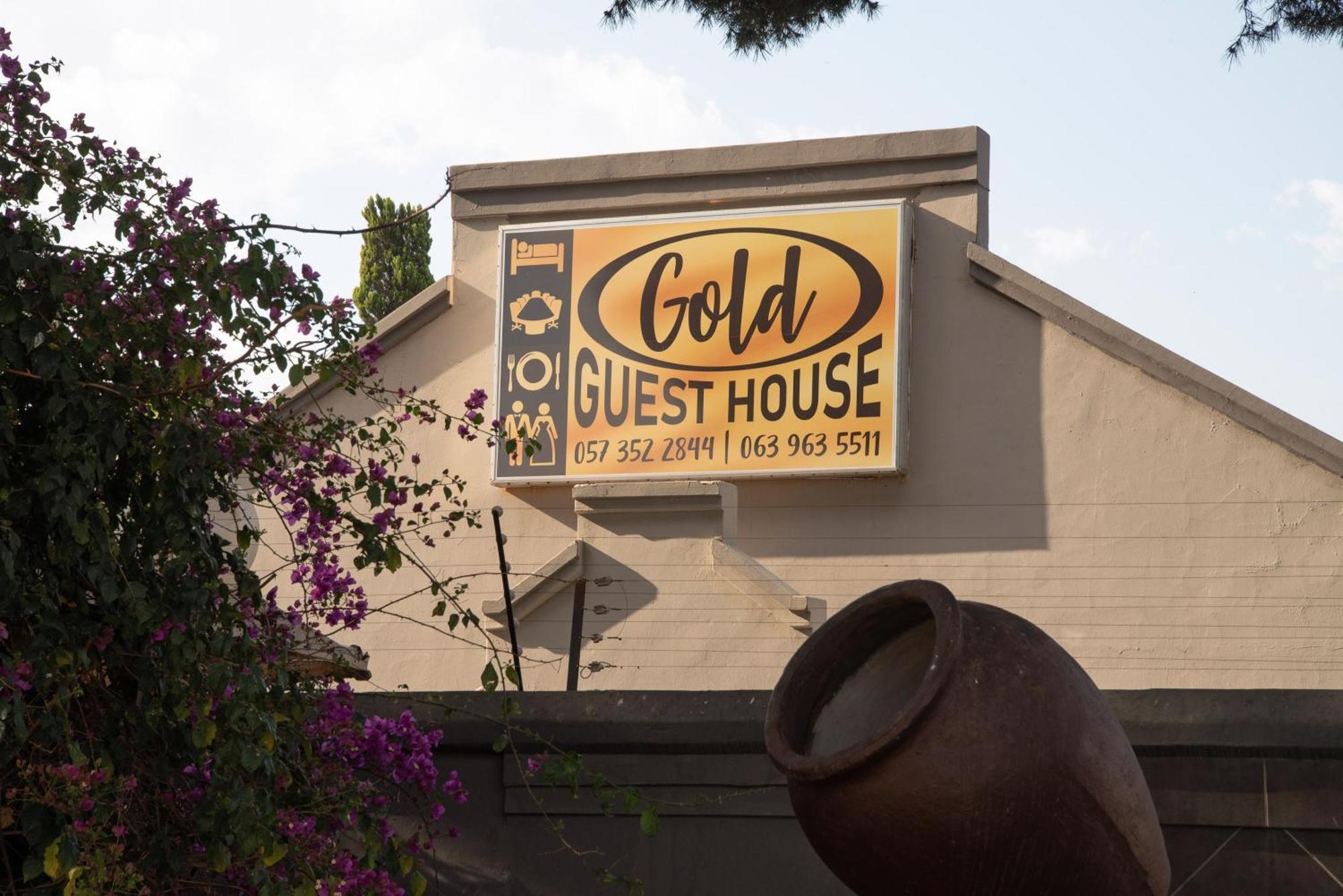 Gold Guest & Conference Bed & Breakfast Велком Екстериор снимка