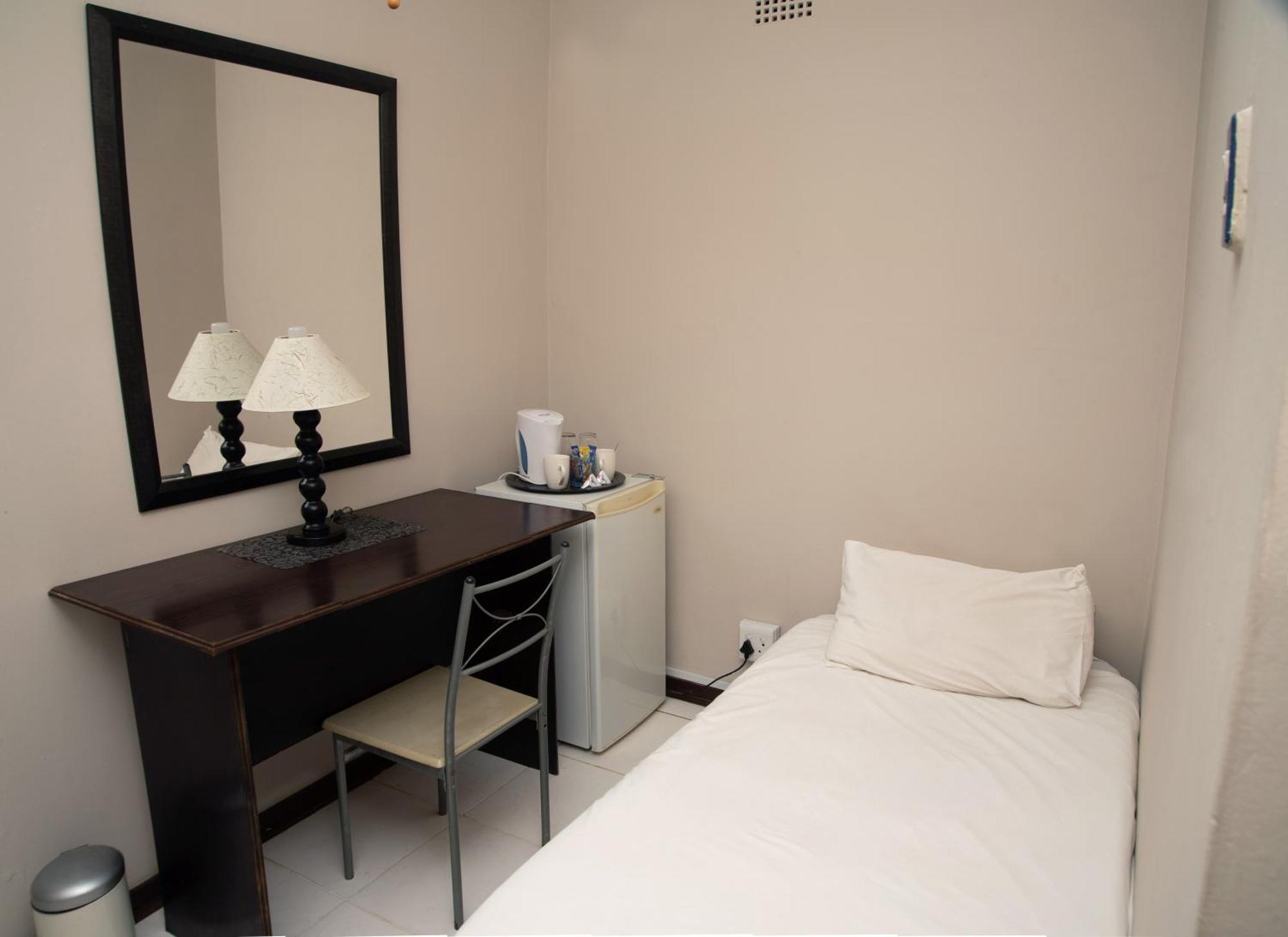 Gold Guest & Conference Bed & Breakfast Велком Екстериор снимка